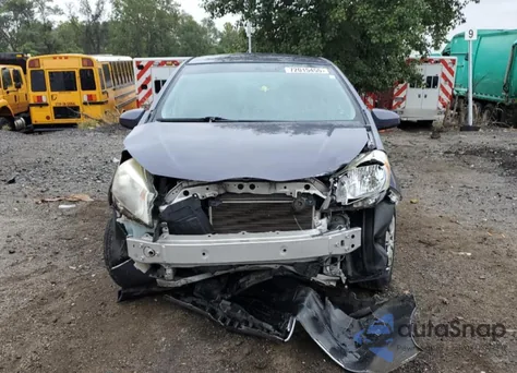 2012 Toyota Yaris z USA, uszkodzony, nr VIN JTDKTUD35CD508635
